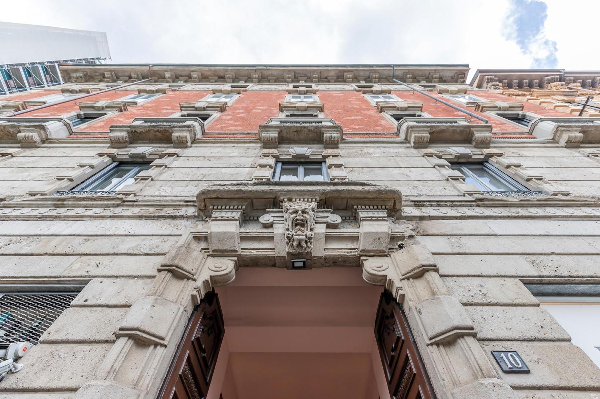 Milan Retreats Cadorna Duomo Milão Exterior foto